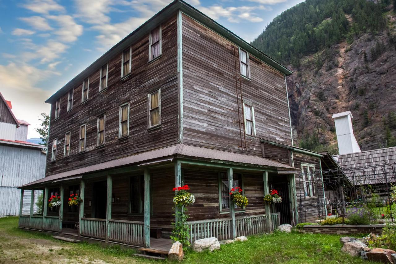 Three Valley Lake Chateau Revelstoke Exterior foto